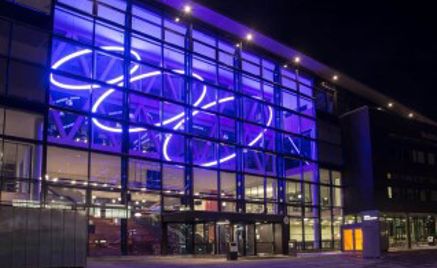 Nydalen VGS på kvelden Nydalen VGS på kvelden